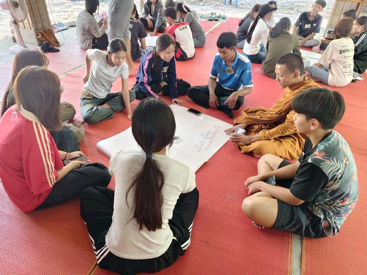 LINE_ALBUM_Day 3_250509_4