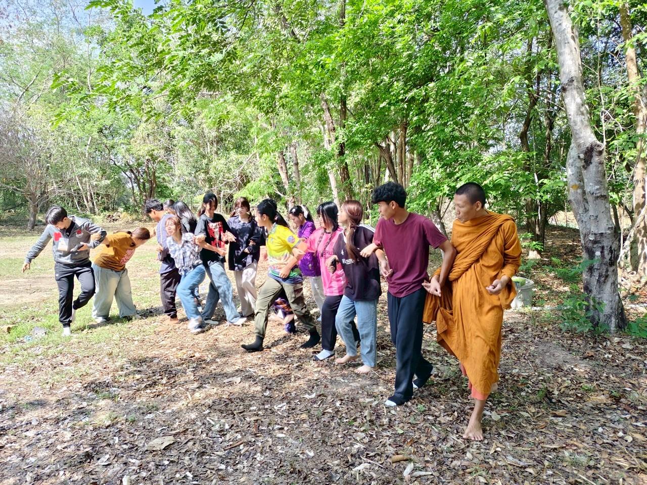 LINE_ALBUM_Day 4_250509_1