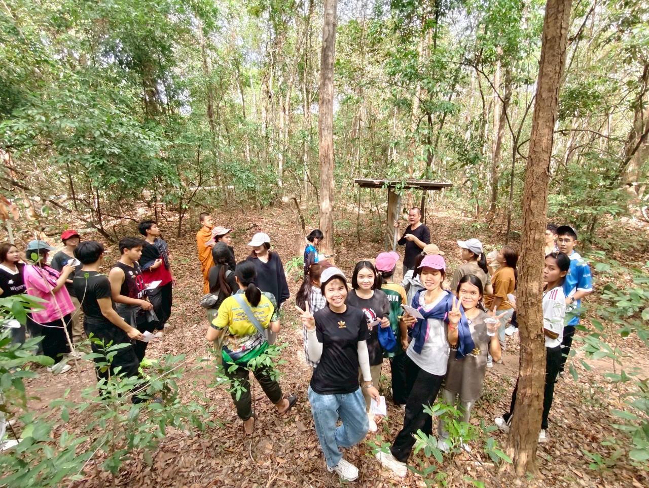 LINE_ALBUM_Day 4_250509_19
