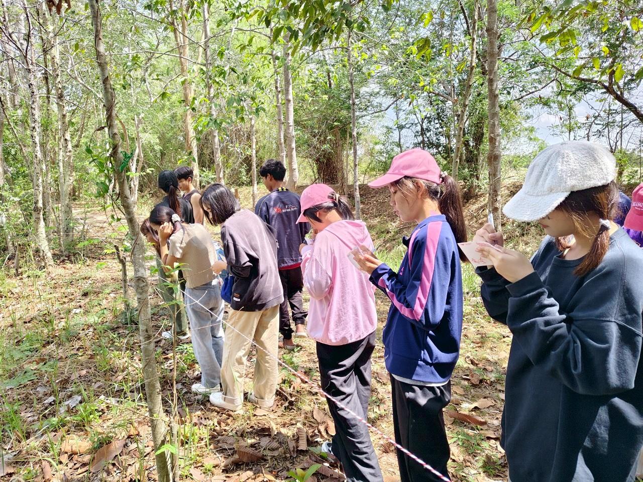 LINE_ALBUM_Day 4_250509_5